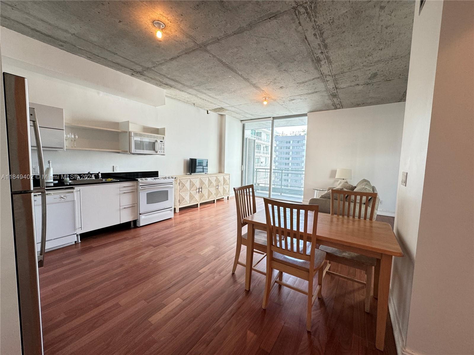 Property photo # 0