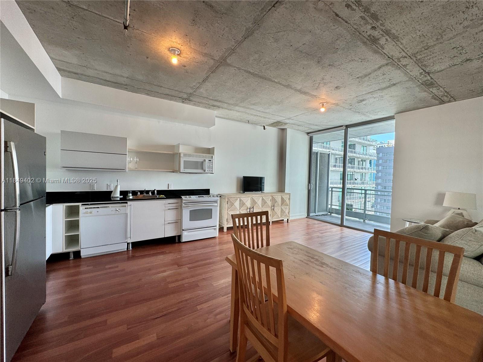 Property photo # 6