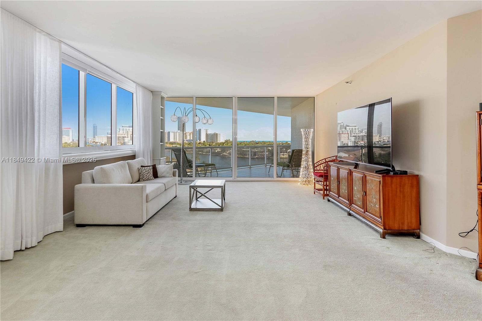 Property photo # 2