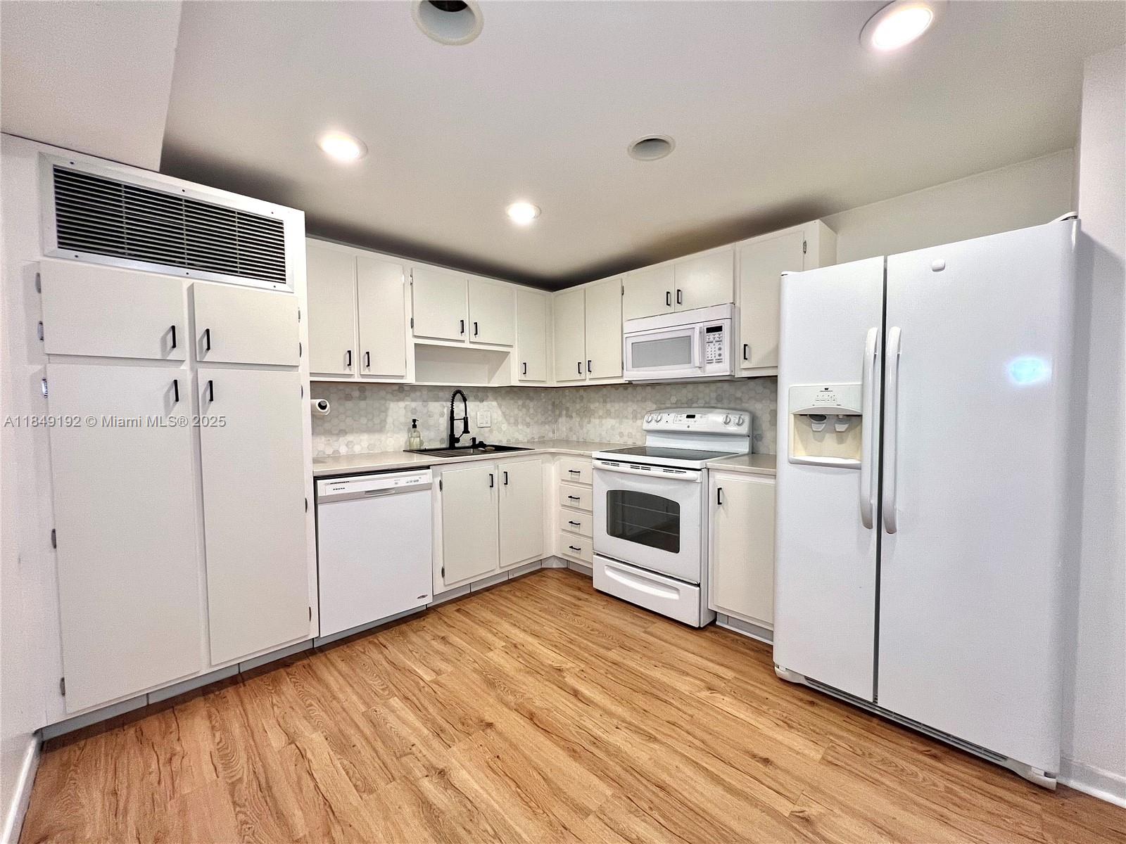 Property photo # 9
