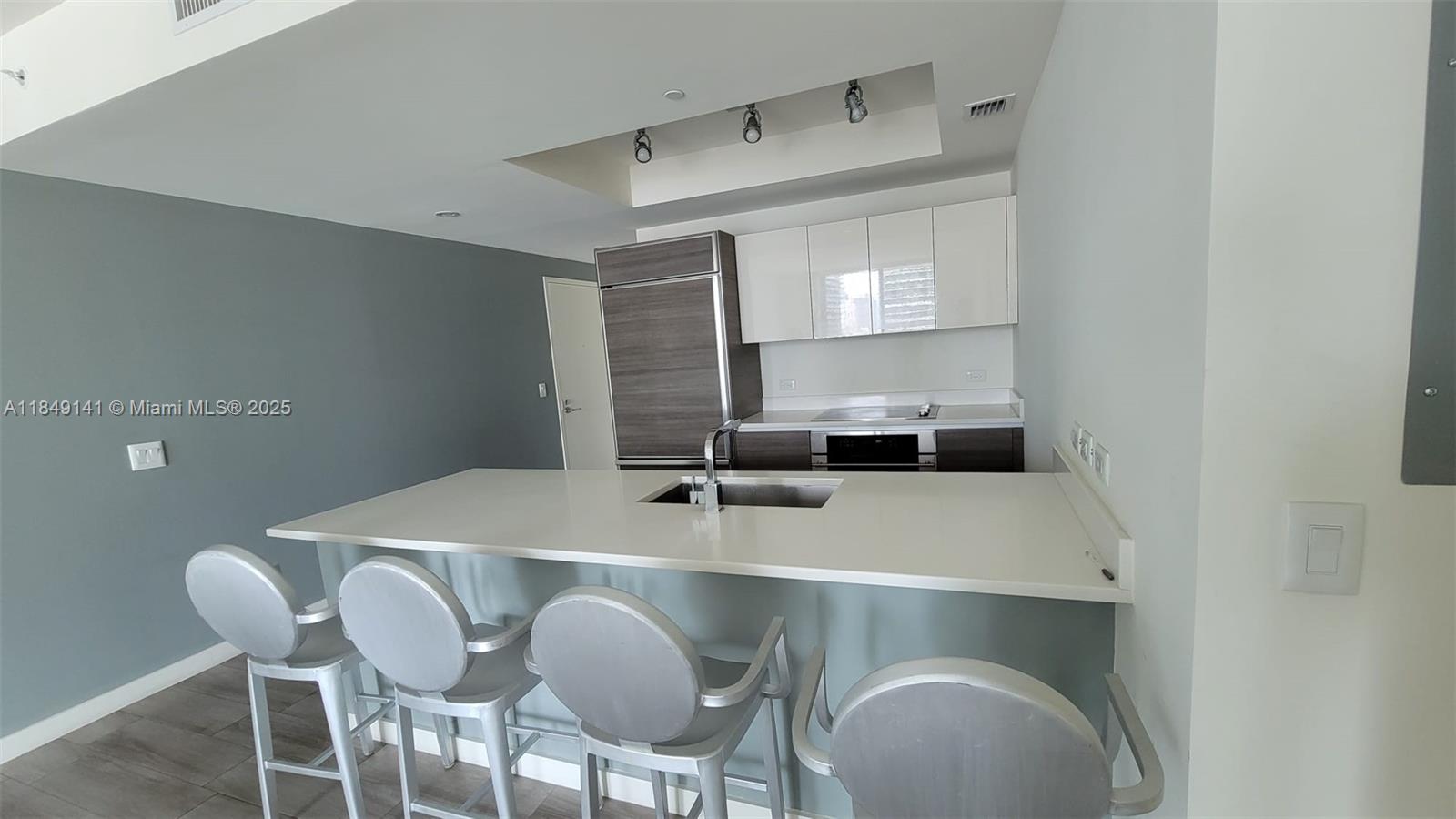 Property photo # 7