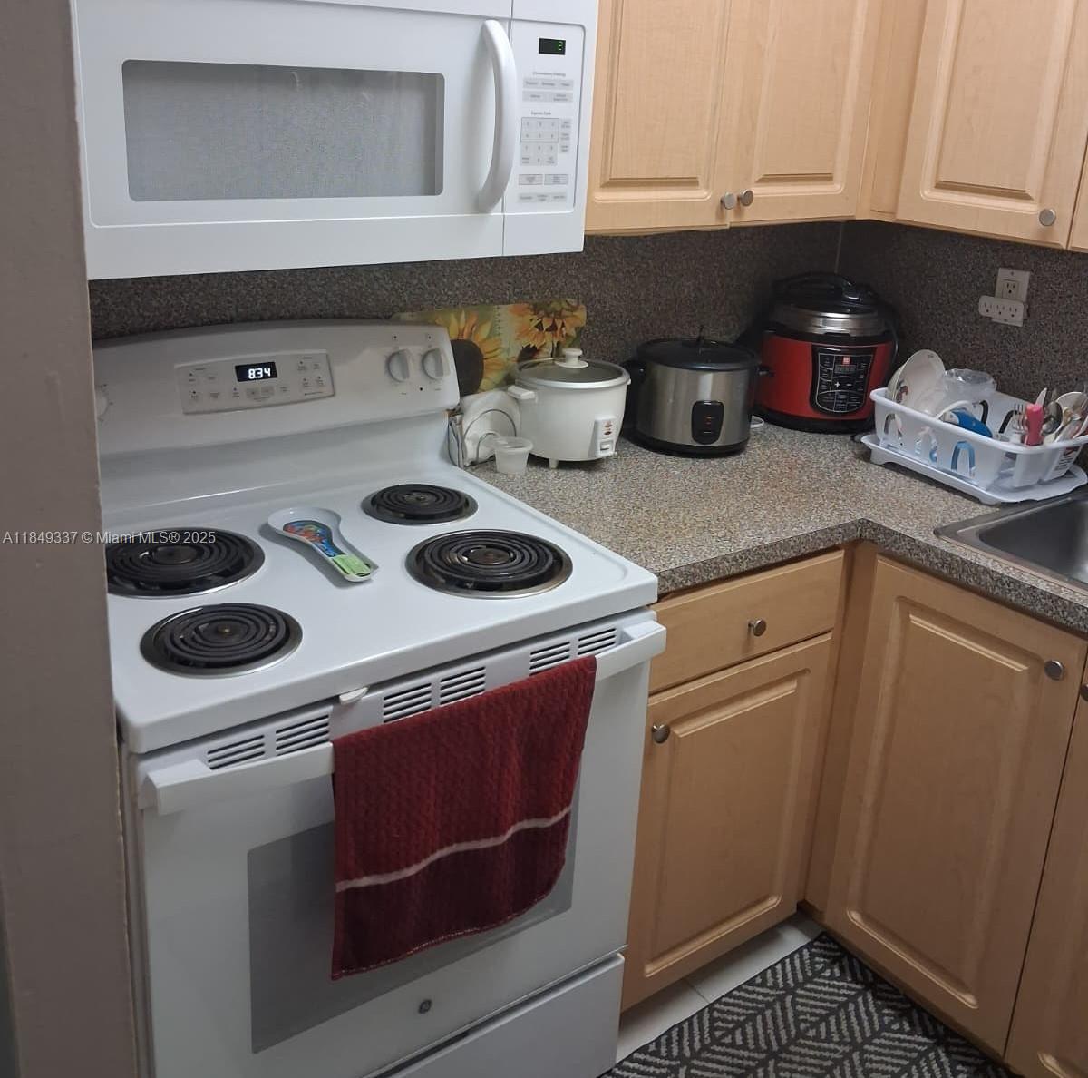 Property photo # 9