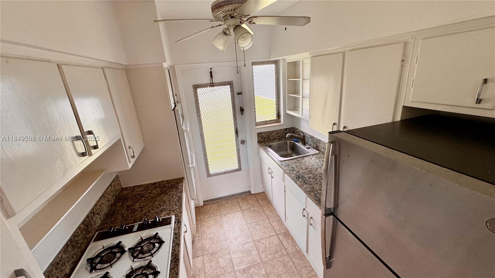 Property photo # 0