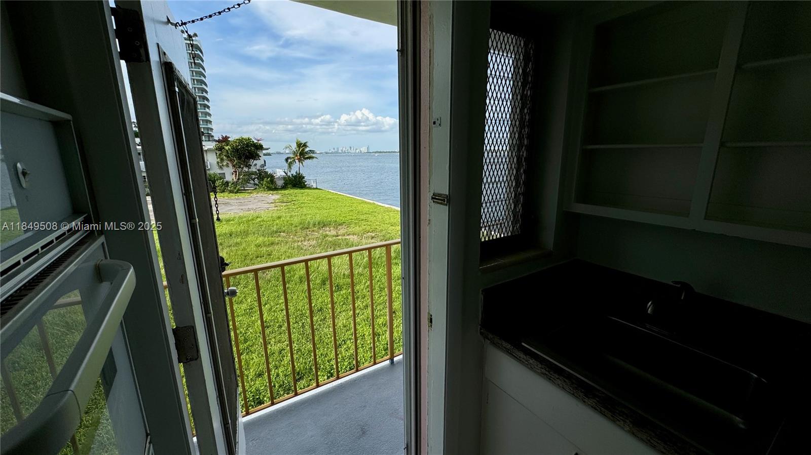 Property photo # 7