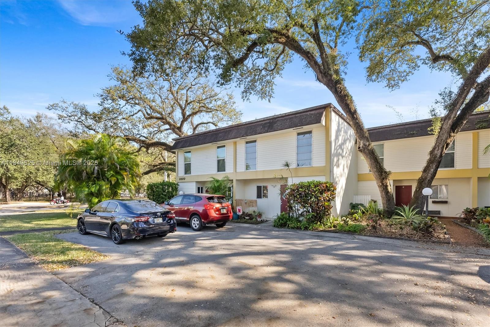 Property photo # 9