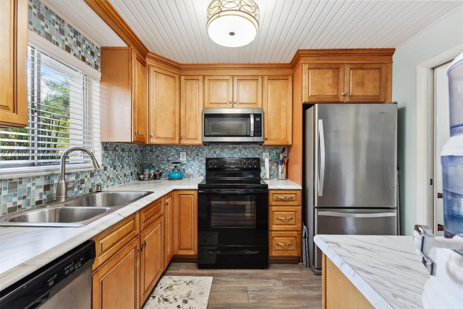 Property photo # 3