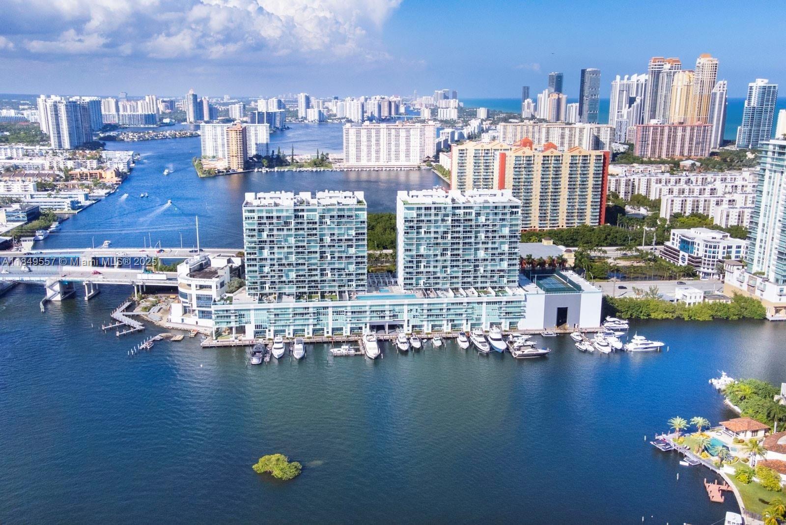 Apartamento para Alugar em Sunny Isles Beach, FL