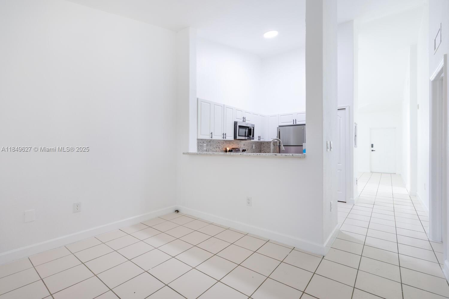 Property photo # 4