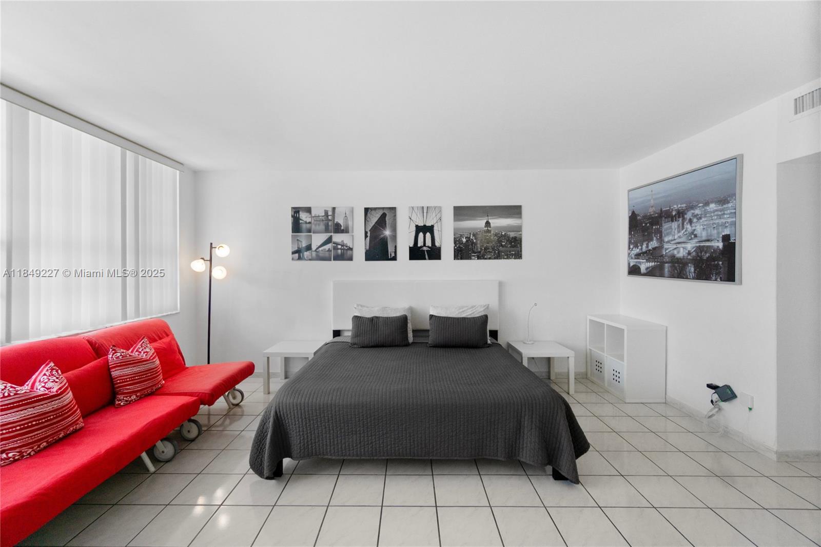 Property photo # 4
