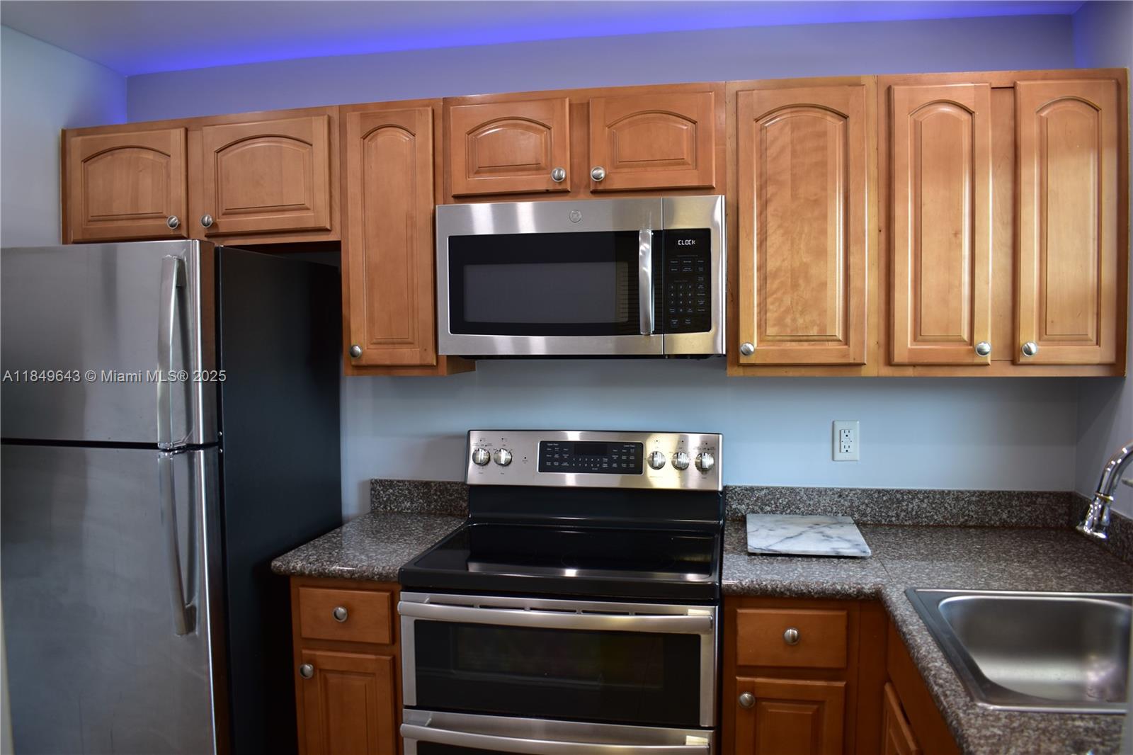 Property photo # 0