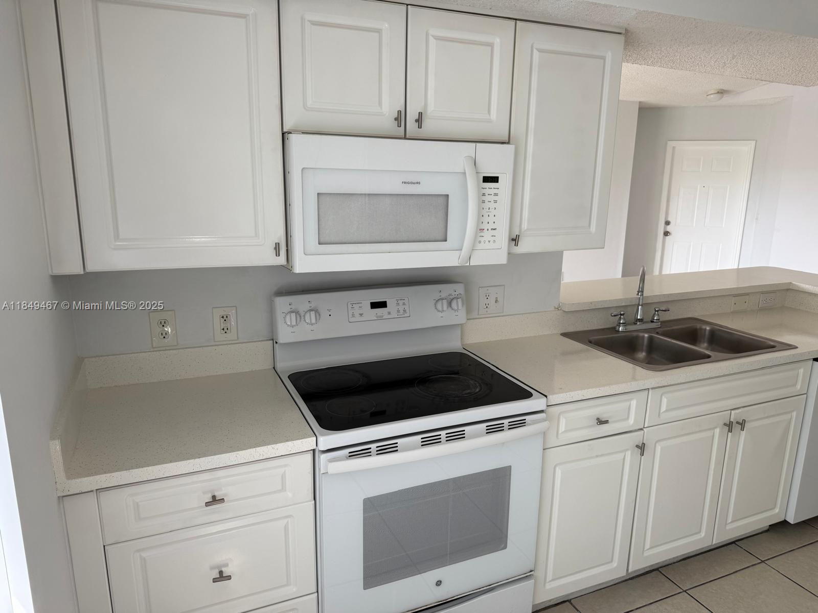 Property photo # 9