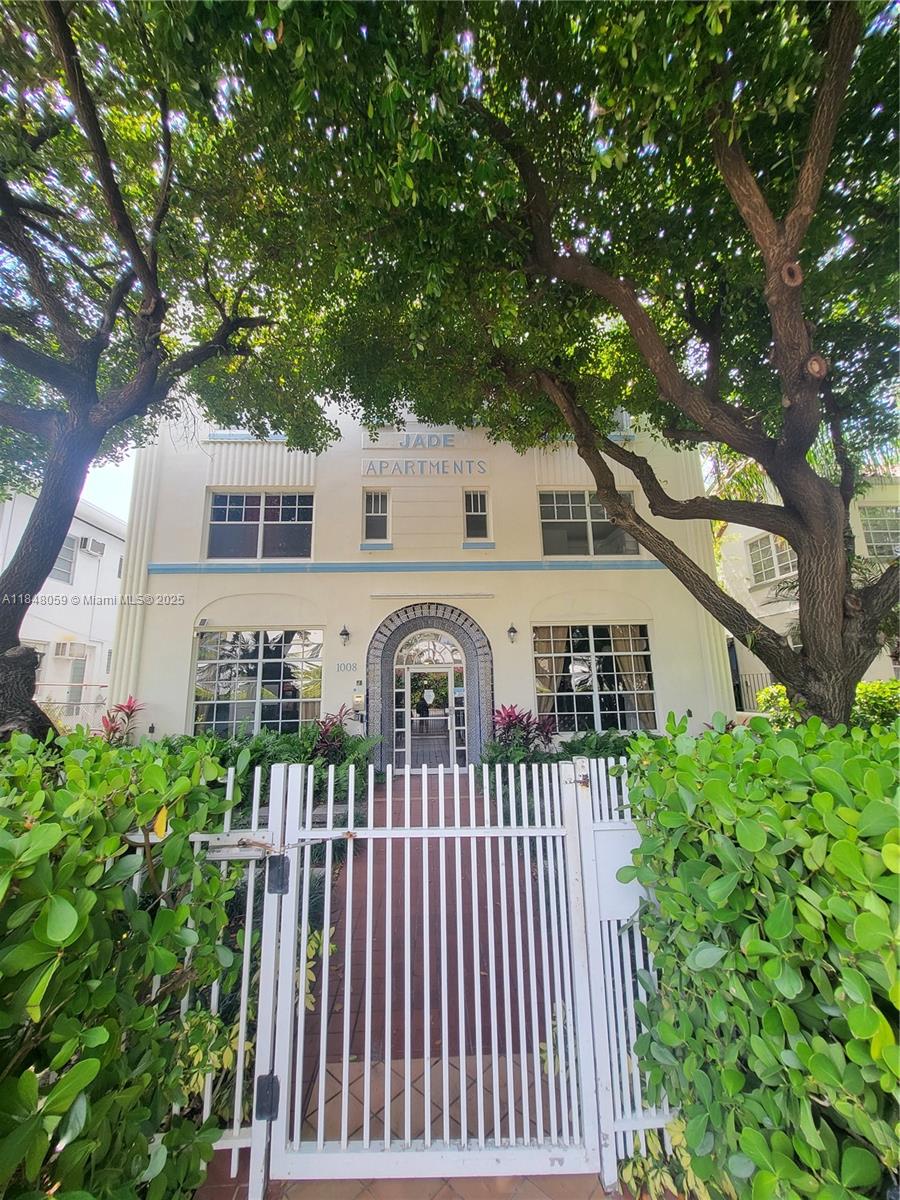 Property photo # 0