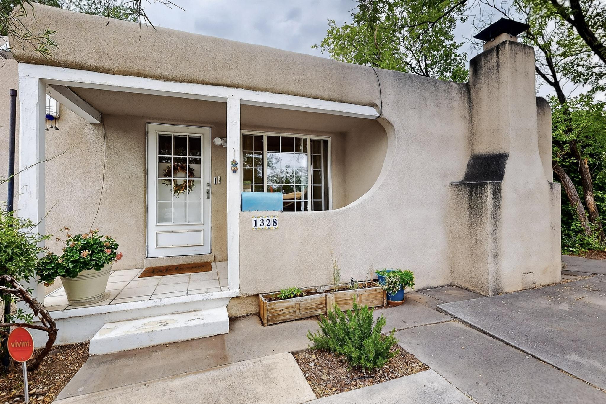 Homes for sale in Albuquerque, NM | 1328 Vassar Dr Ne, Albuquerque, NM 87106 | MLS# 1088730