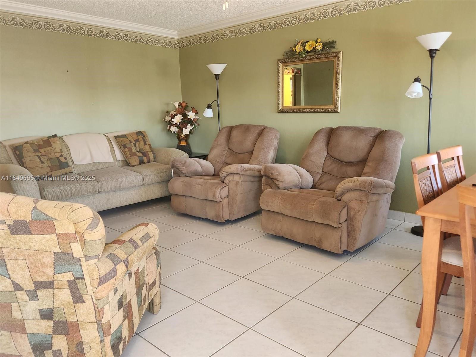 Property photo # 4
