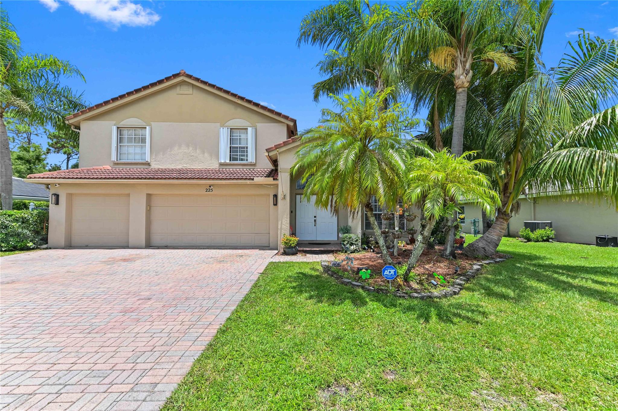 225 Park Road N, Royal Palm Beach, FL 33411, 5 Bedrooms , 3 Bathrooms ,Single Family Home,For Sale,F10517712, Horizon Palm Realty Group