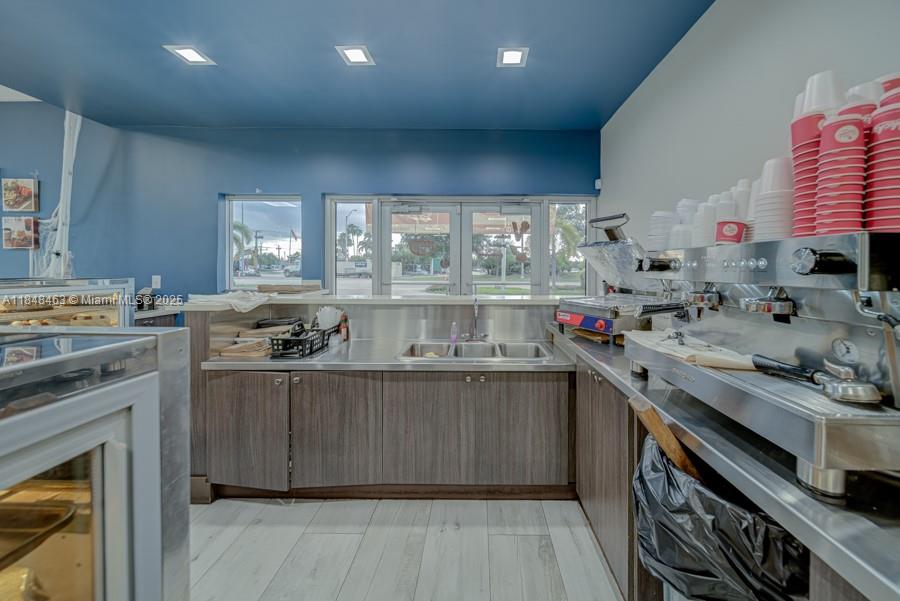 Bakery For Sale On Dixie Hwy
