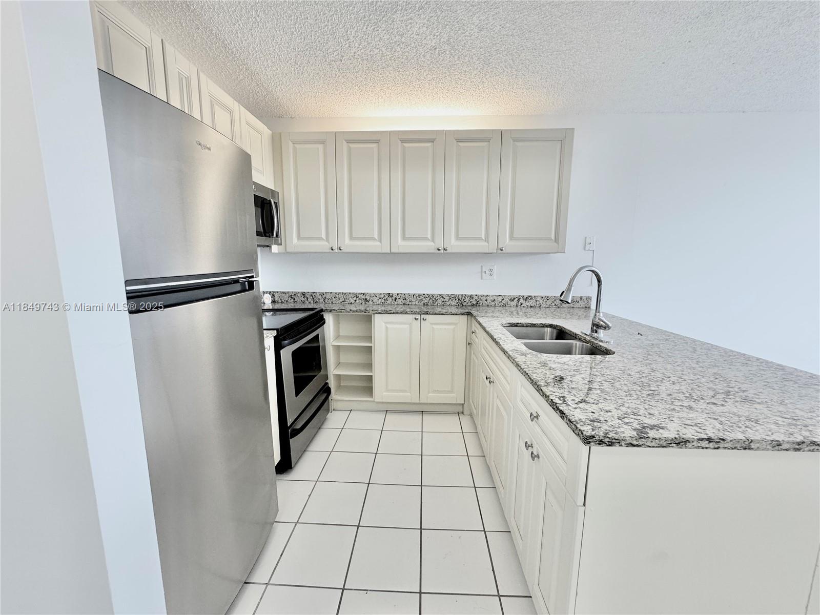 Property photo # 6