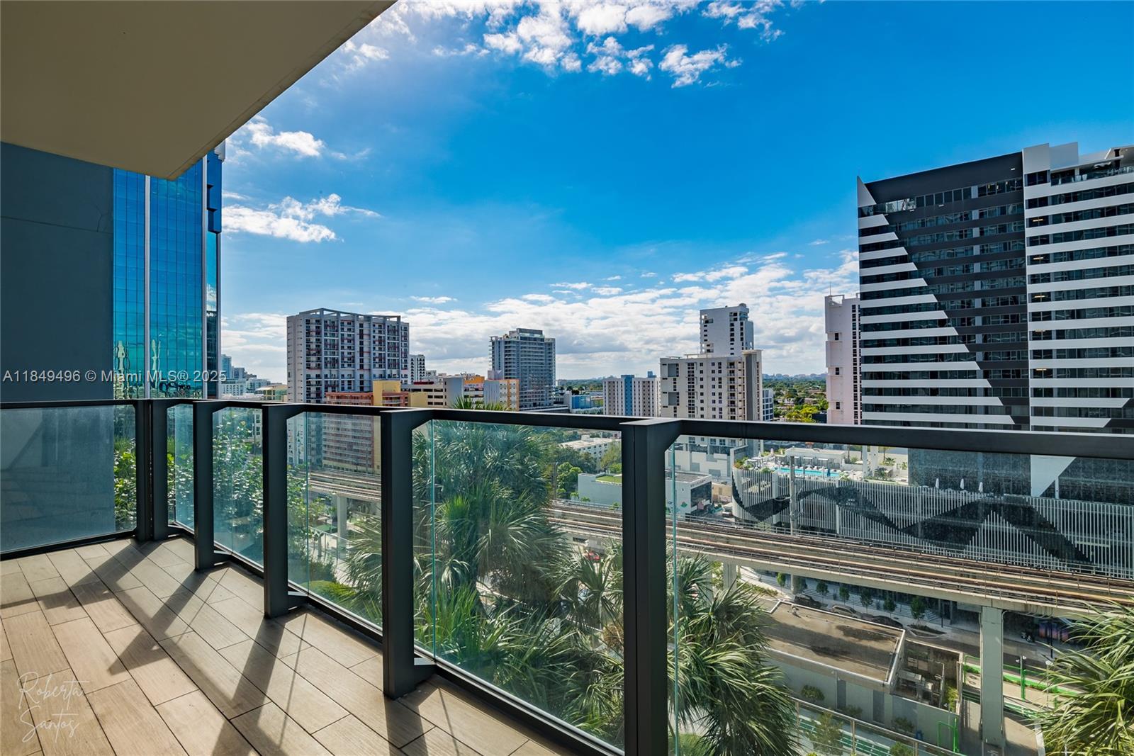 Apartamento para Alugar em Miami, FL