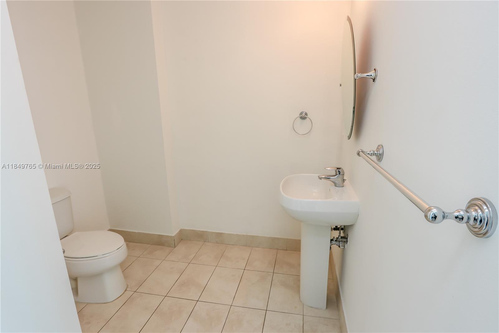 Property photo # 8