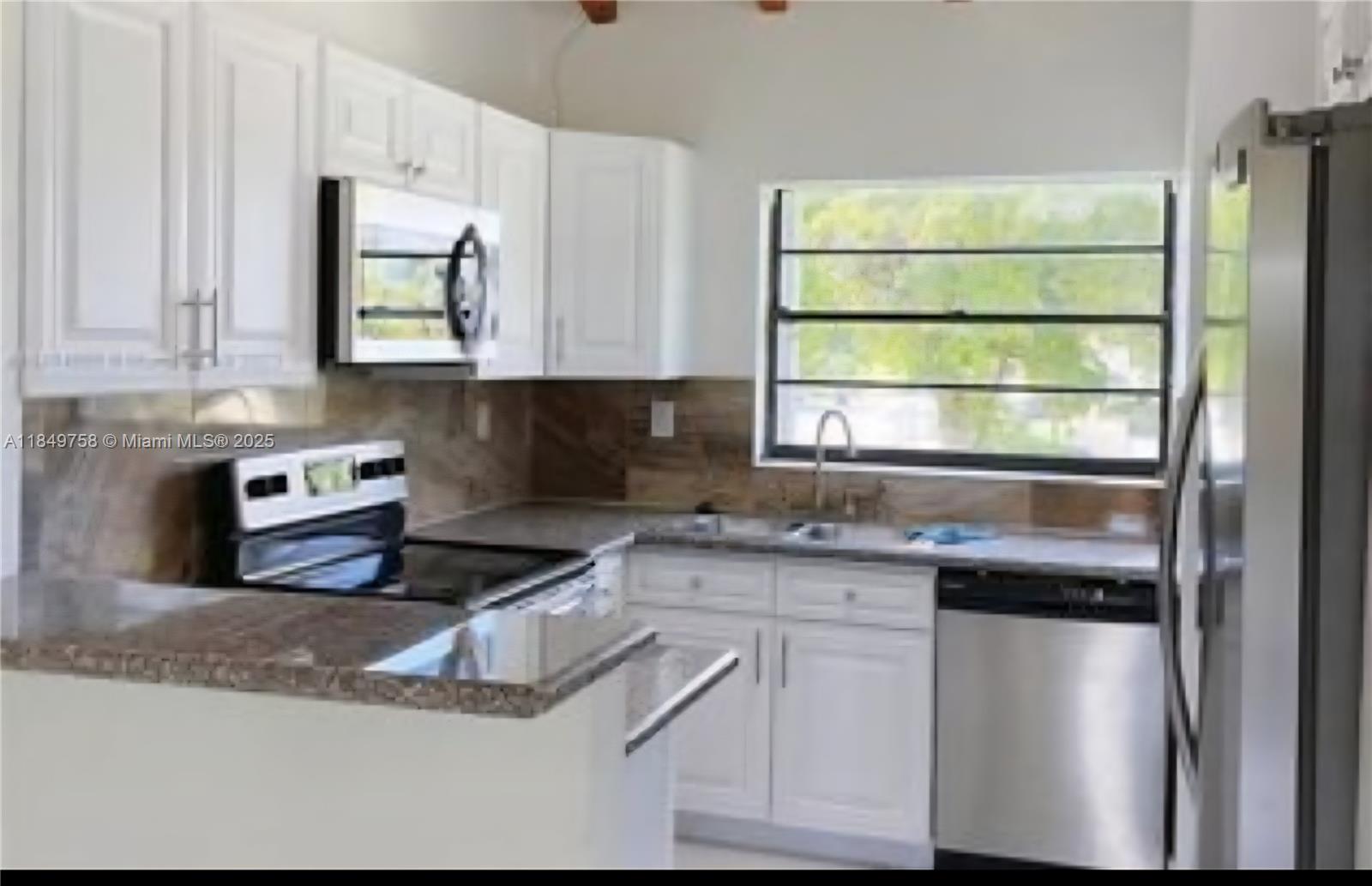 Property photo # 4