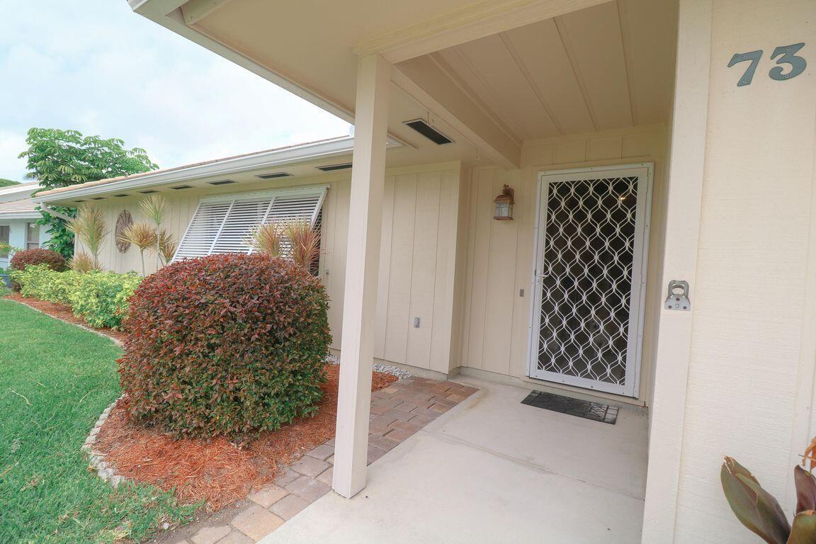 Image to showcase the property located at 73 Pinehill Trail W
