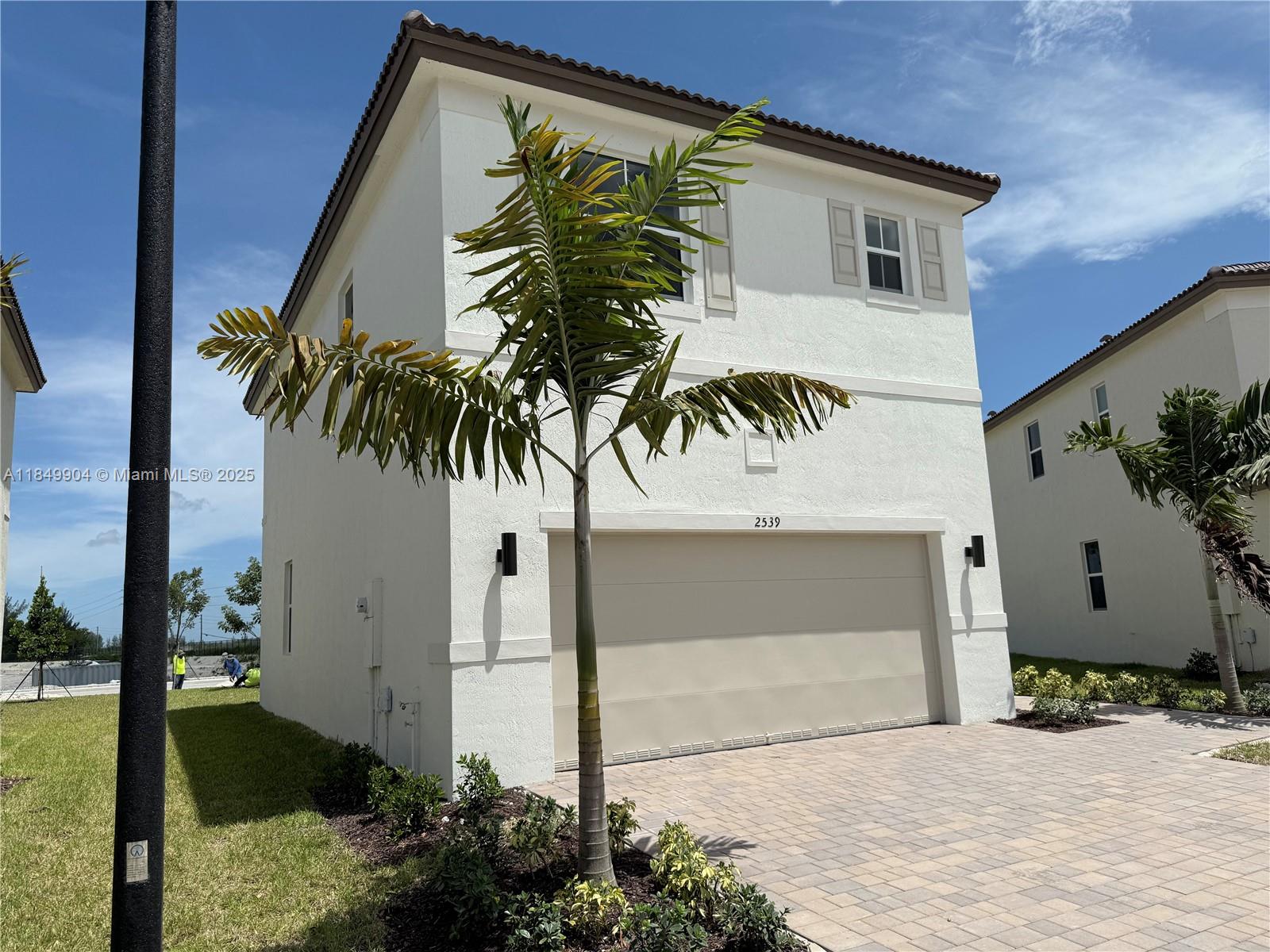 Property photo # 1