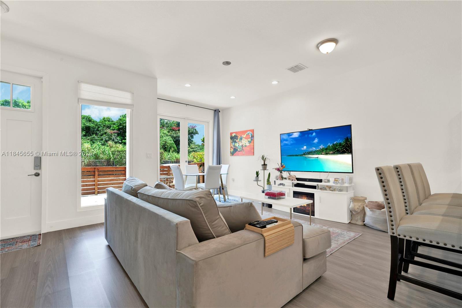 Property photo # 4