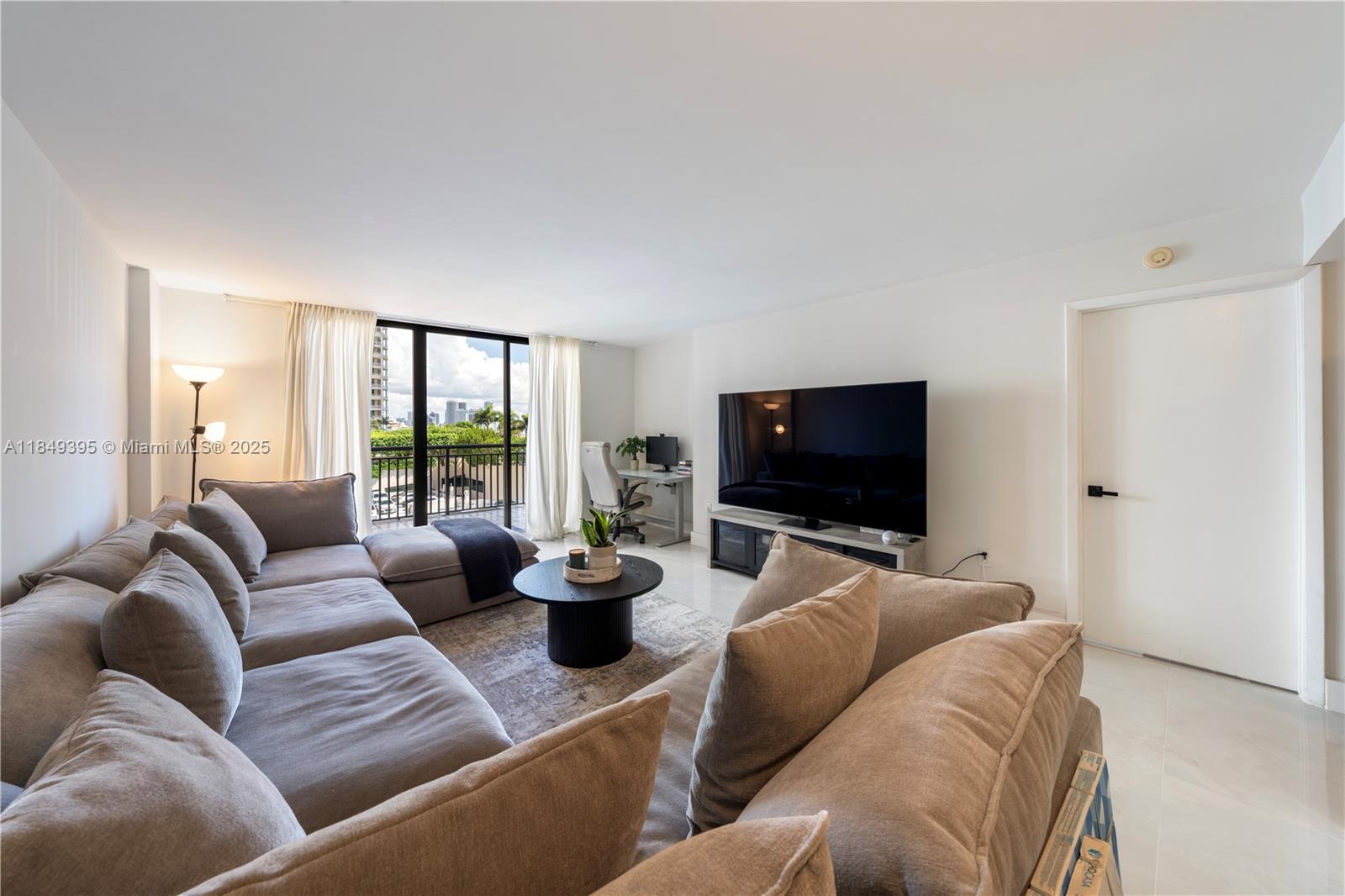 Property photo # 4