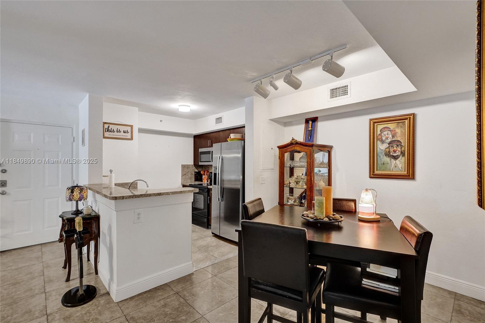 Property photo # 4