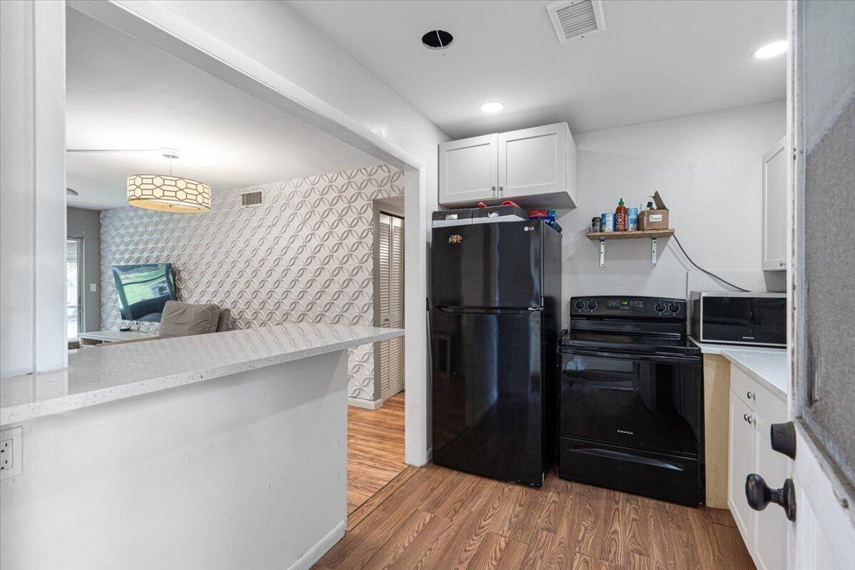 Image to showcase the property located at 10821 N Military Trail 3
