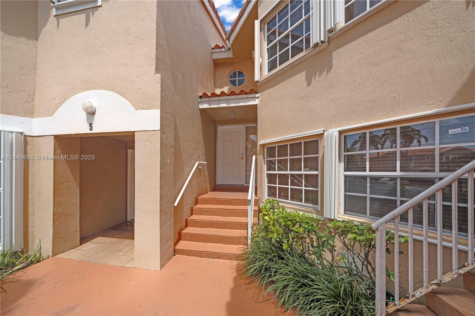 Property photo # 0