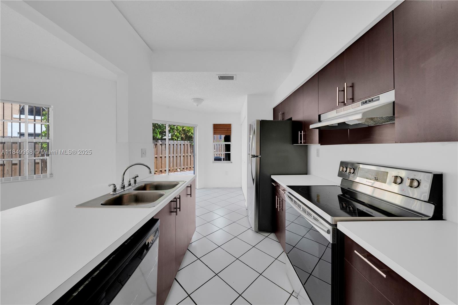 Property photo # 6
