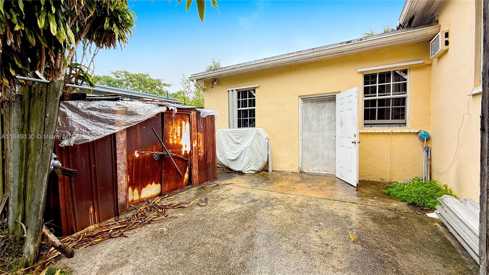 1185 NW 134th St