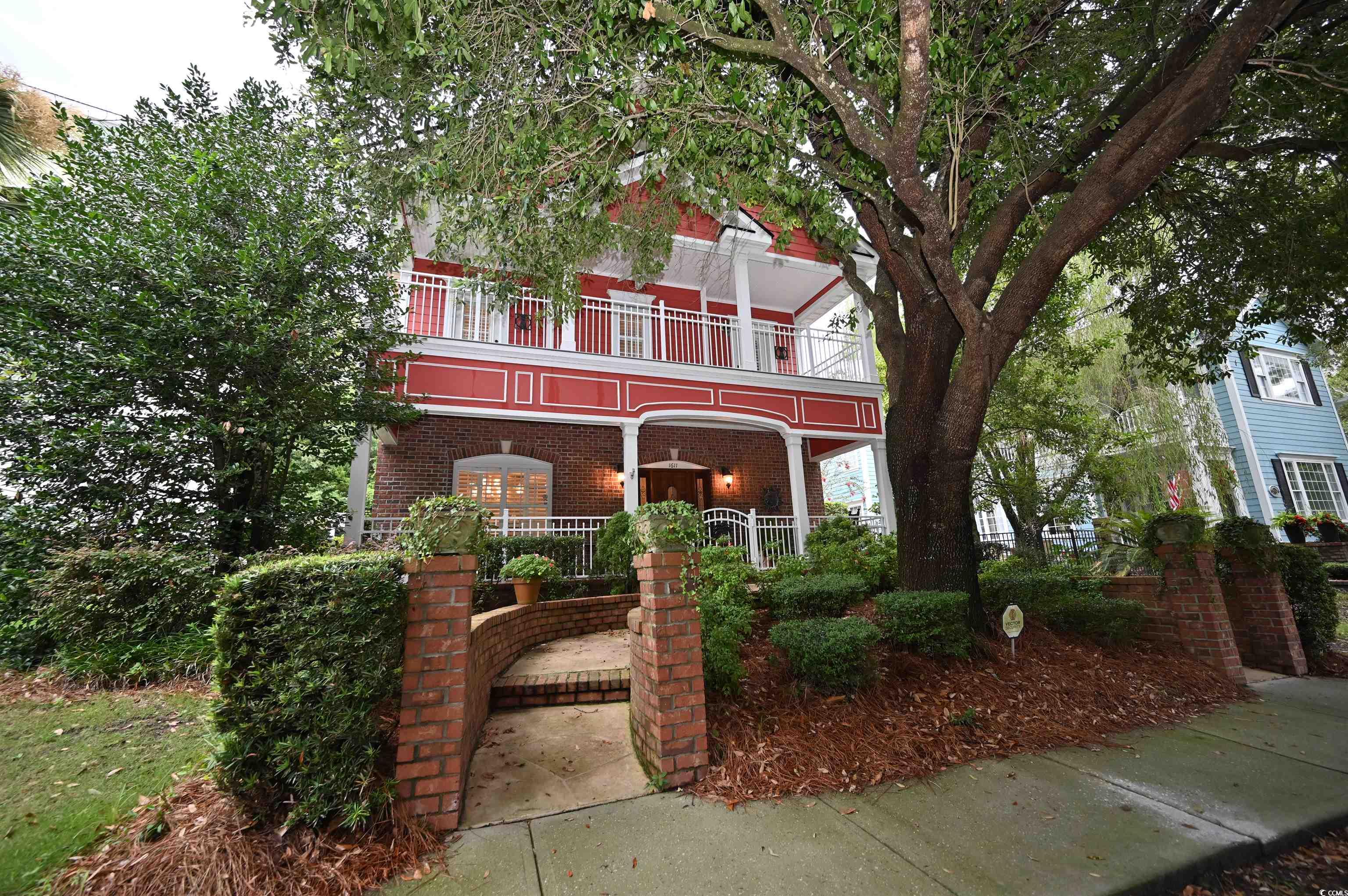 1611 James Island Ave. North Myrtle Beach, SC 29582