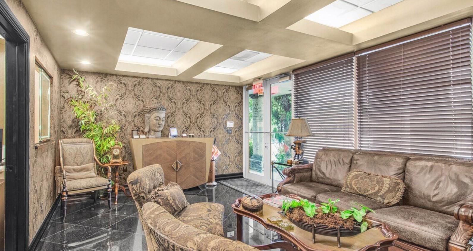 71 NE 27th Ave, Pompano Beach, FL 33062