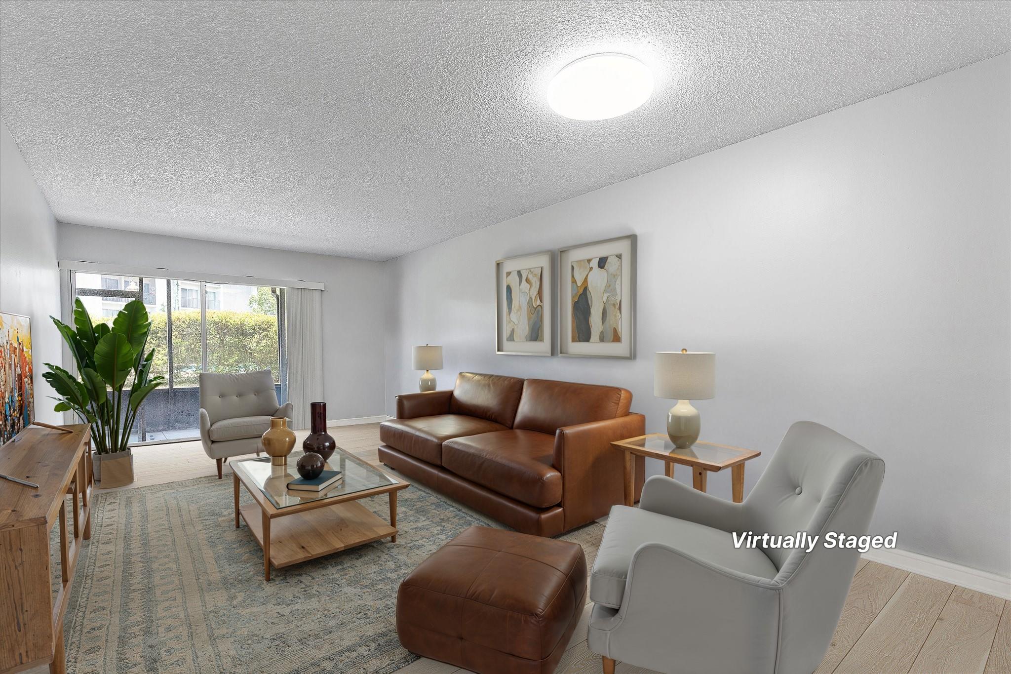 Lakeshore At University P