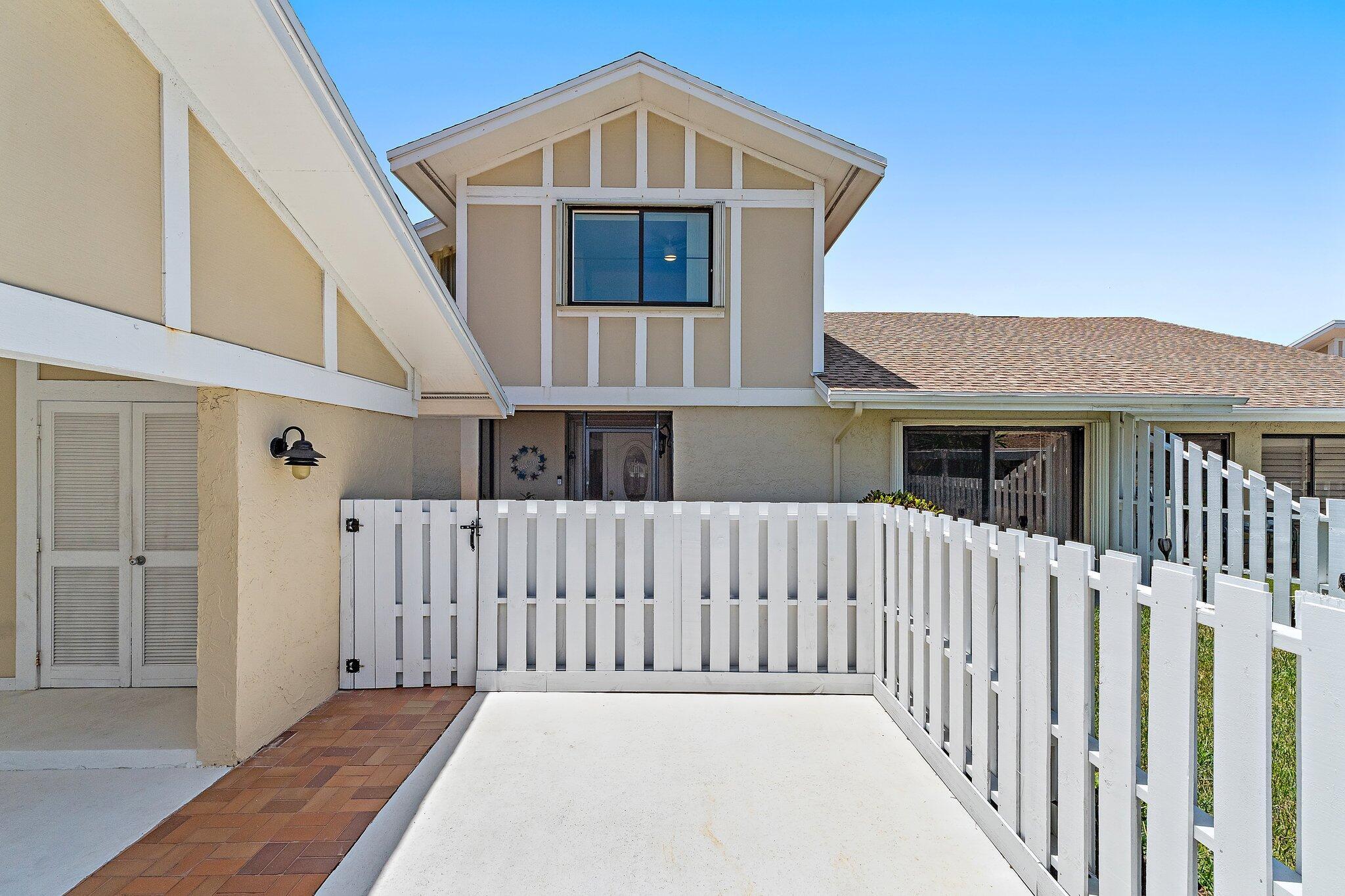 Showcase Image of listing 17205 Hilliard Terrace