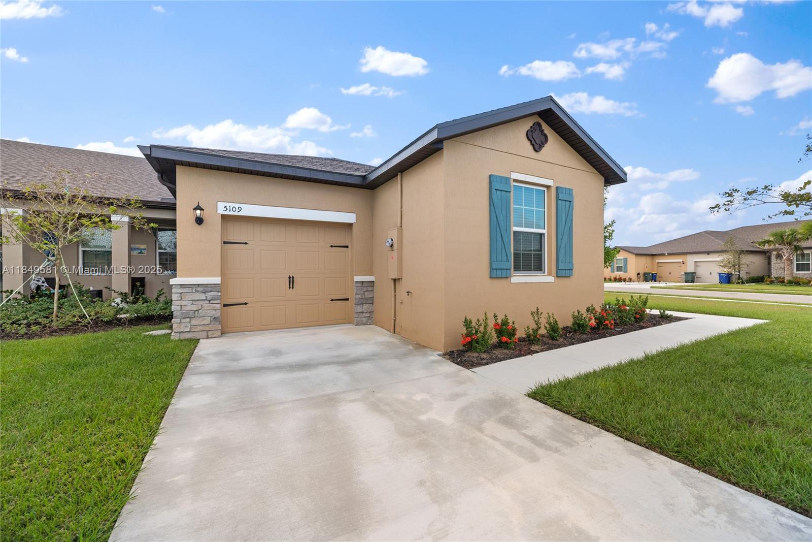Property photo # 0