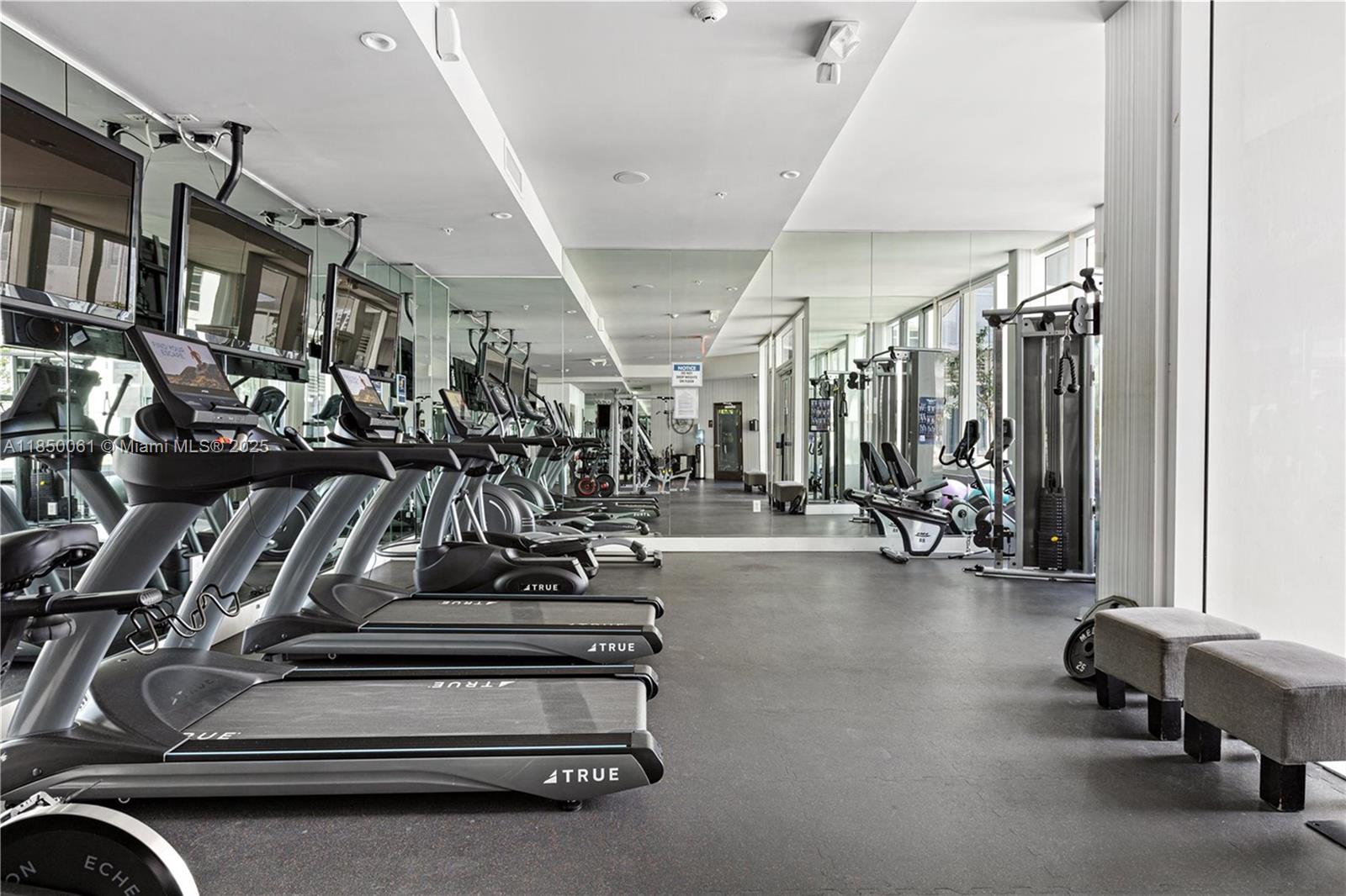 2155 Washington Ct #207, Miami Beach FL 33139