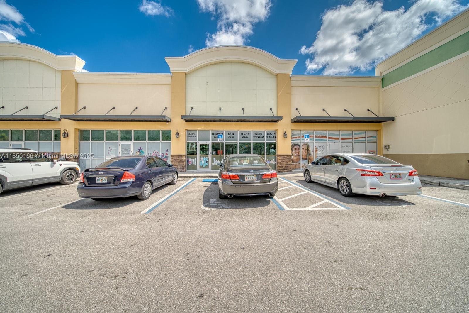 Full Service Salon Suite For Sale In Hialeah Gardens