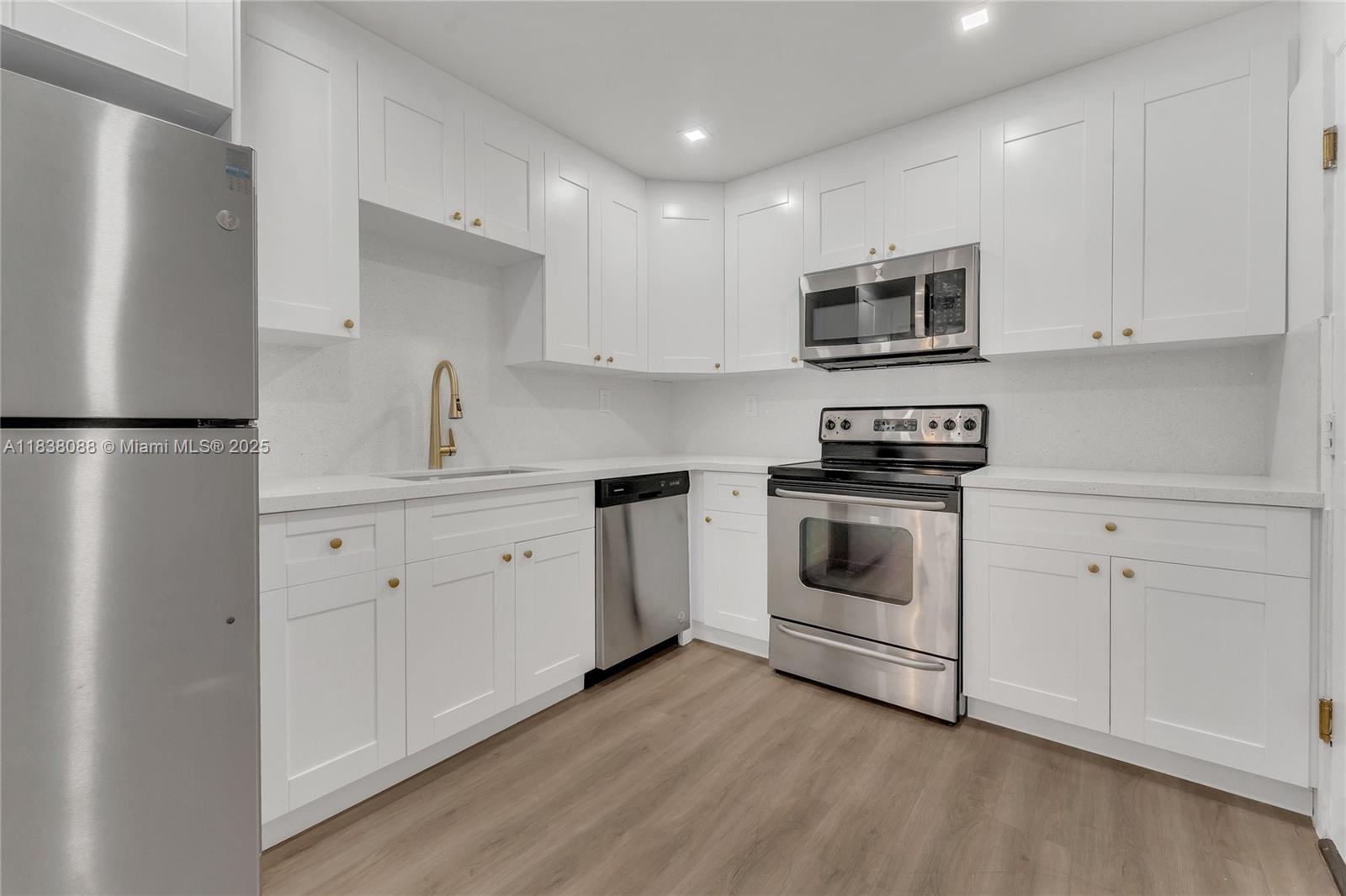 Property photo # 8