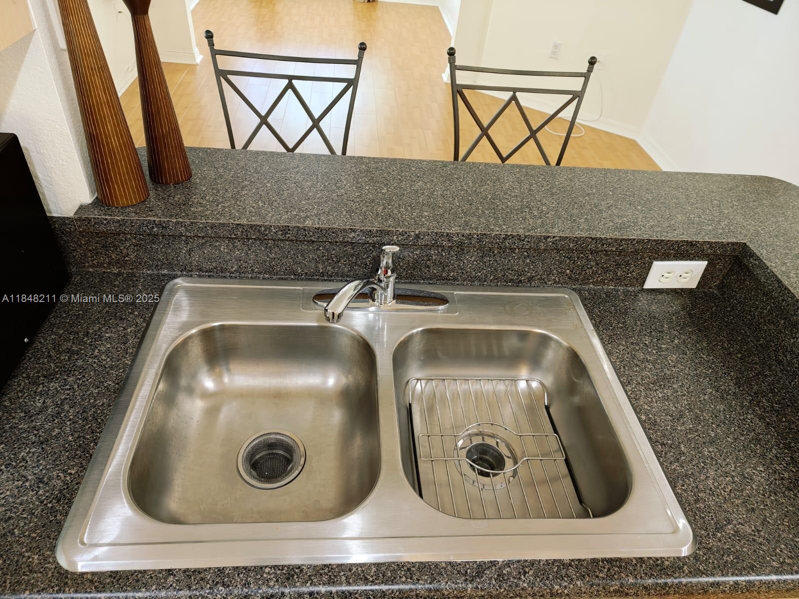 Property photo # 9