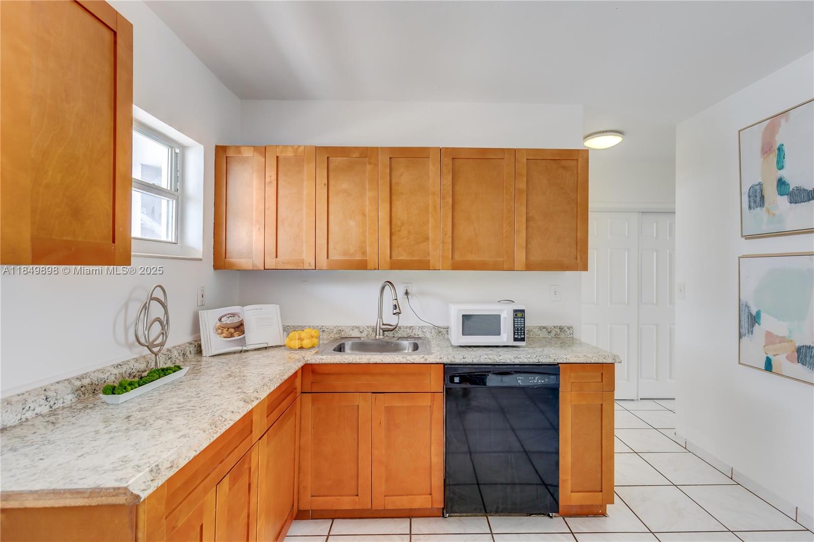 Property photo # 8