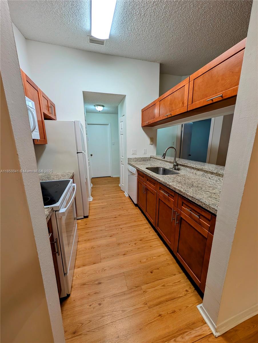 Property photo # 8