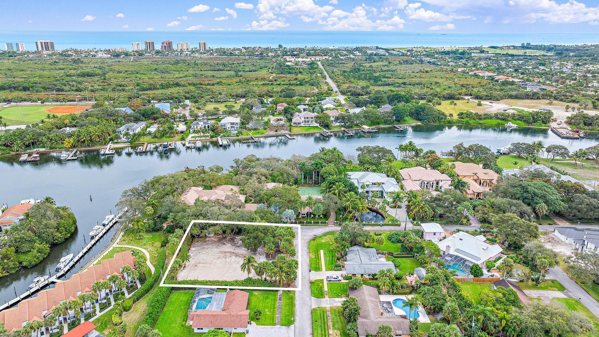 Image to showcase the property located at 2267 Windsor Road