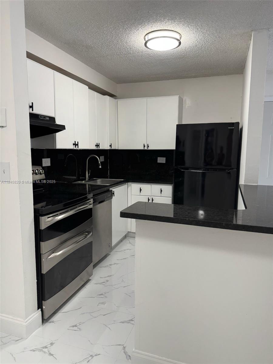 7010 179th St Unit 105, Hialeah, Florida 33015