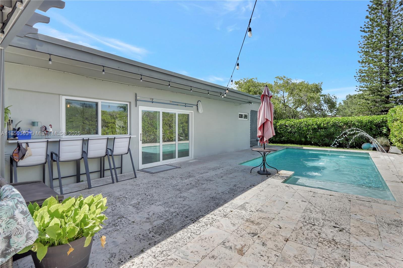 1824 SW 100th Ave