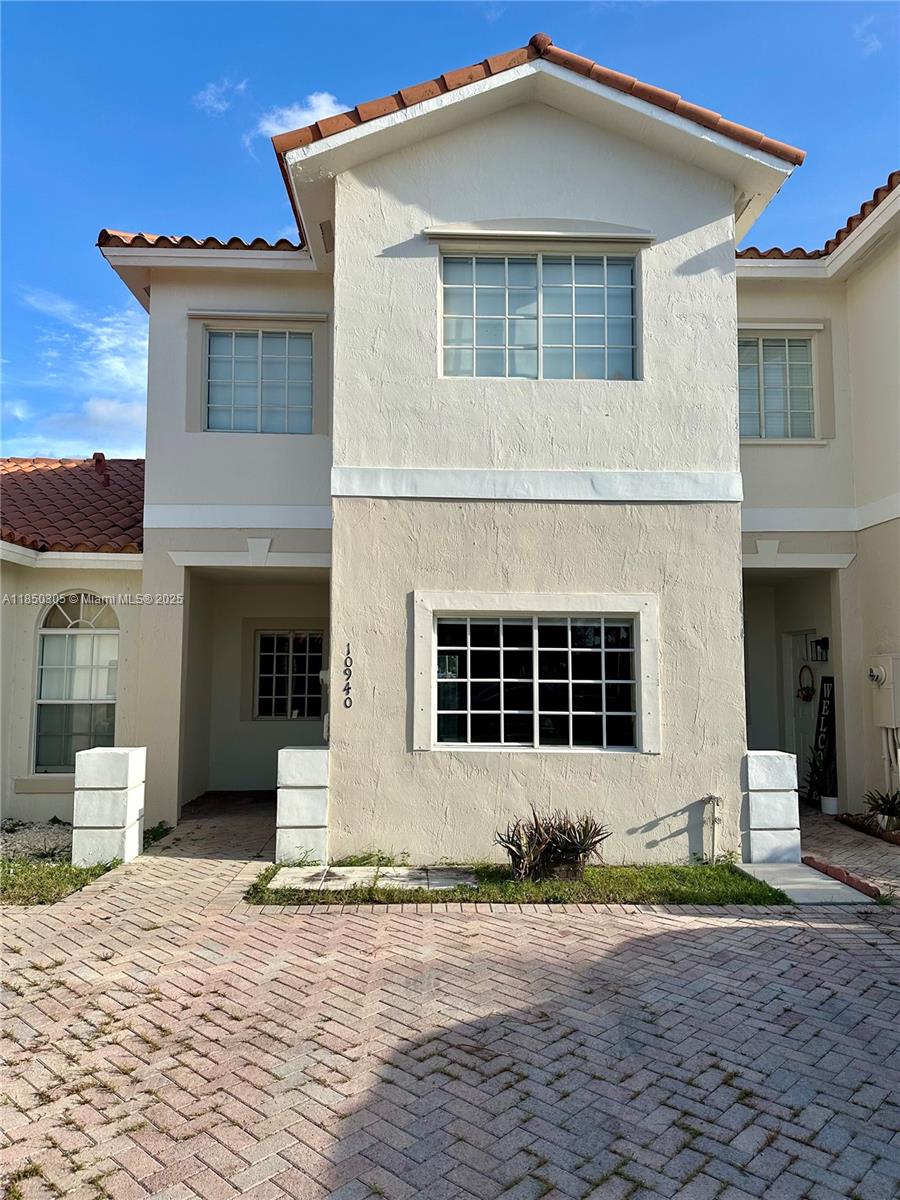 Property photo # 0