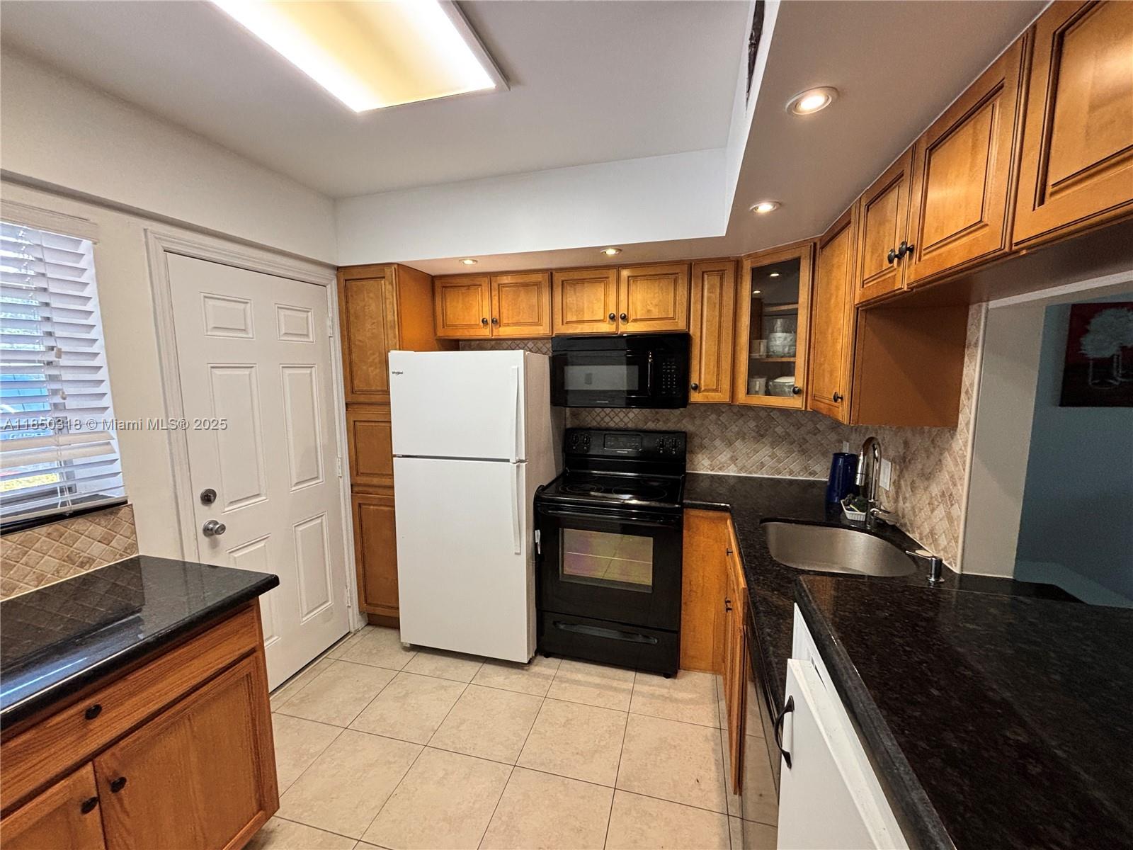 Property photo # 6