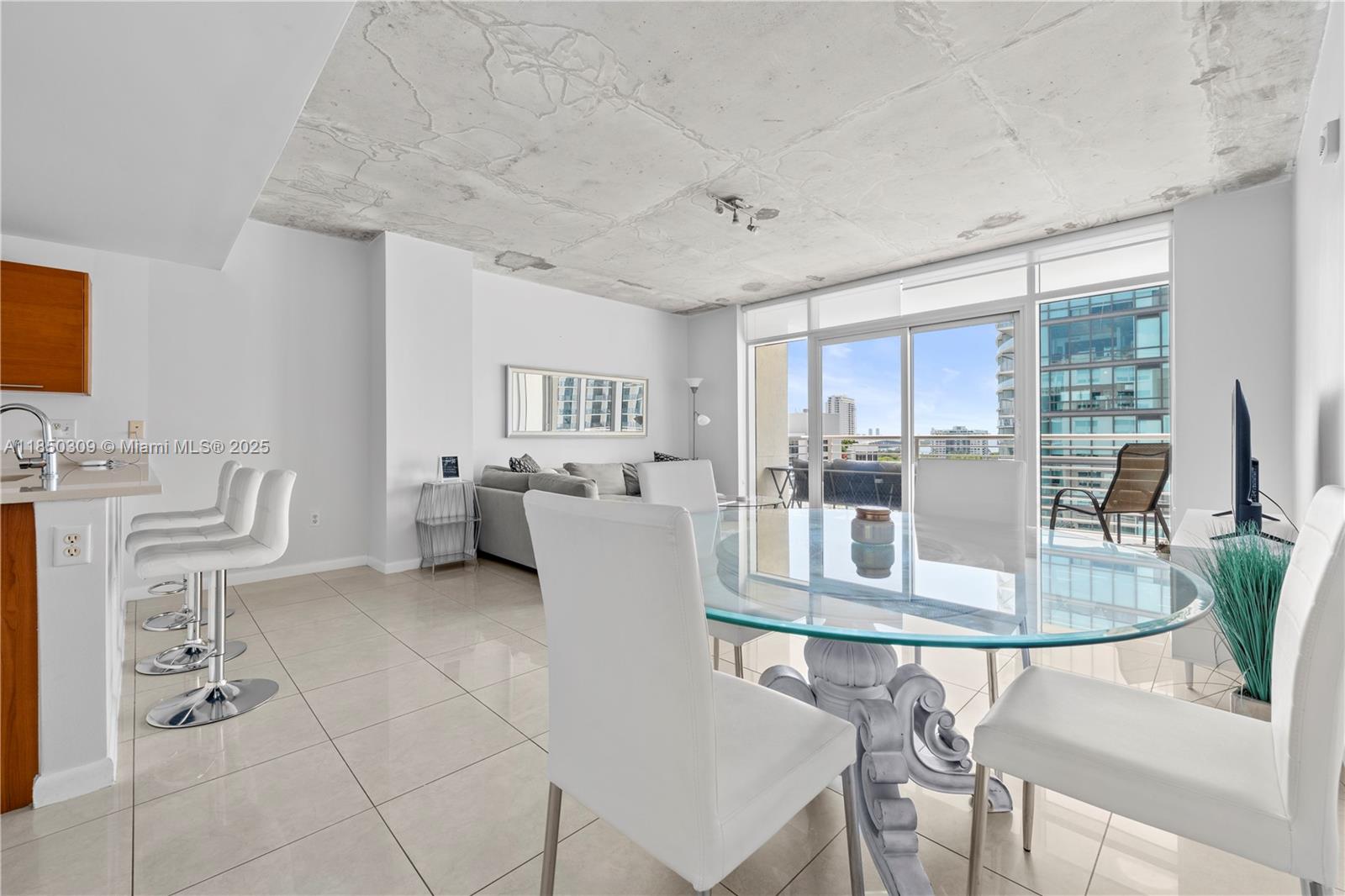 Property photo # 0